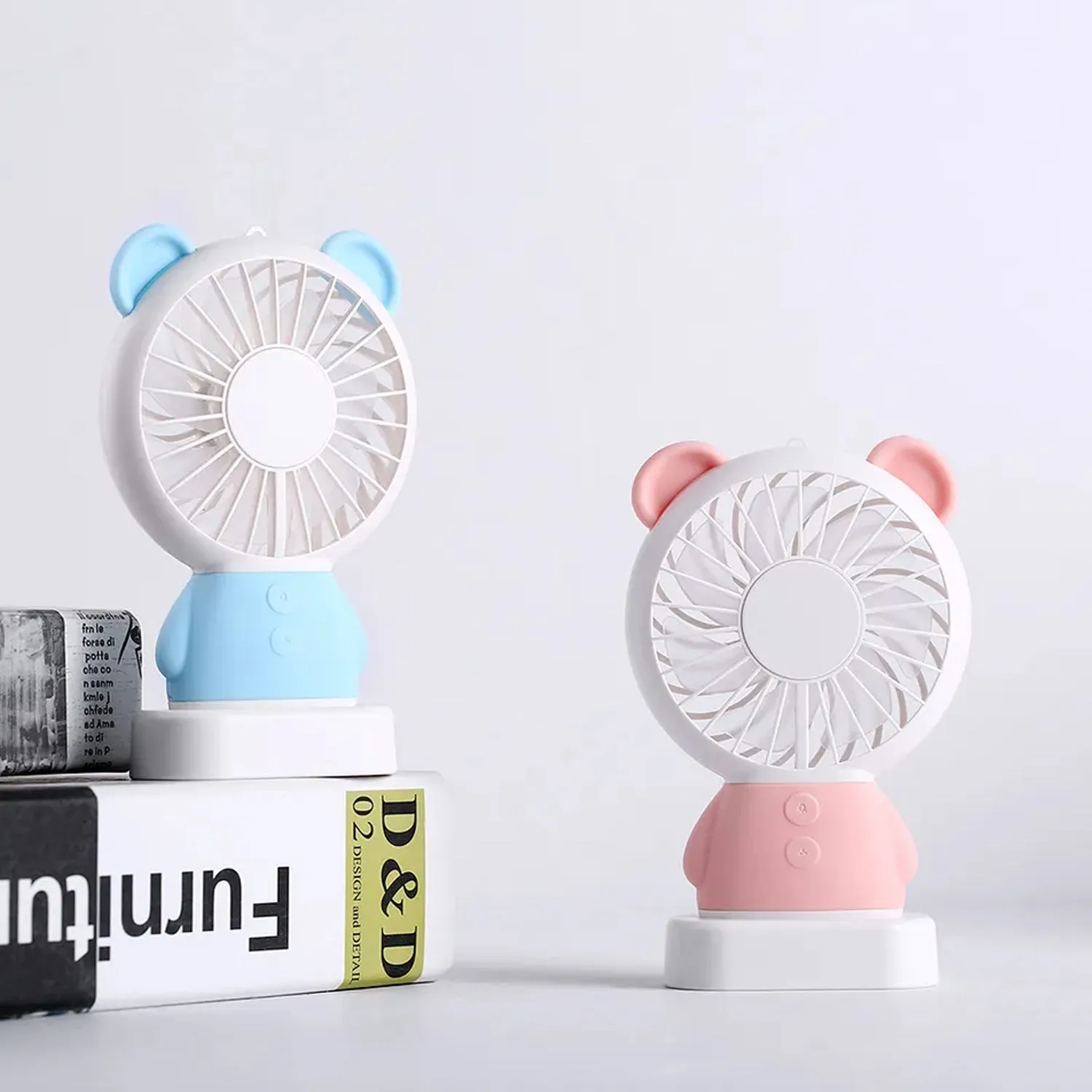 7632 MINI PORTABLE FAN USB RECHARGEABLE HANDHELD BEAR STYLE COLOR CHANGING LED LIGHT POCKET DESK LIGHT FAN (Battery Not Include)