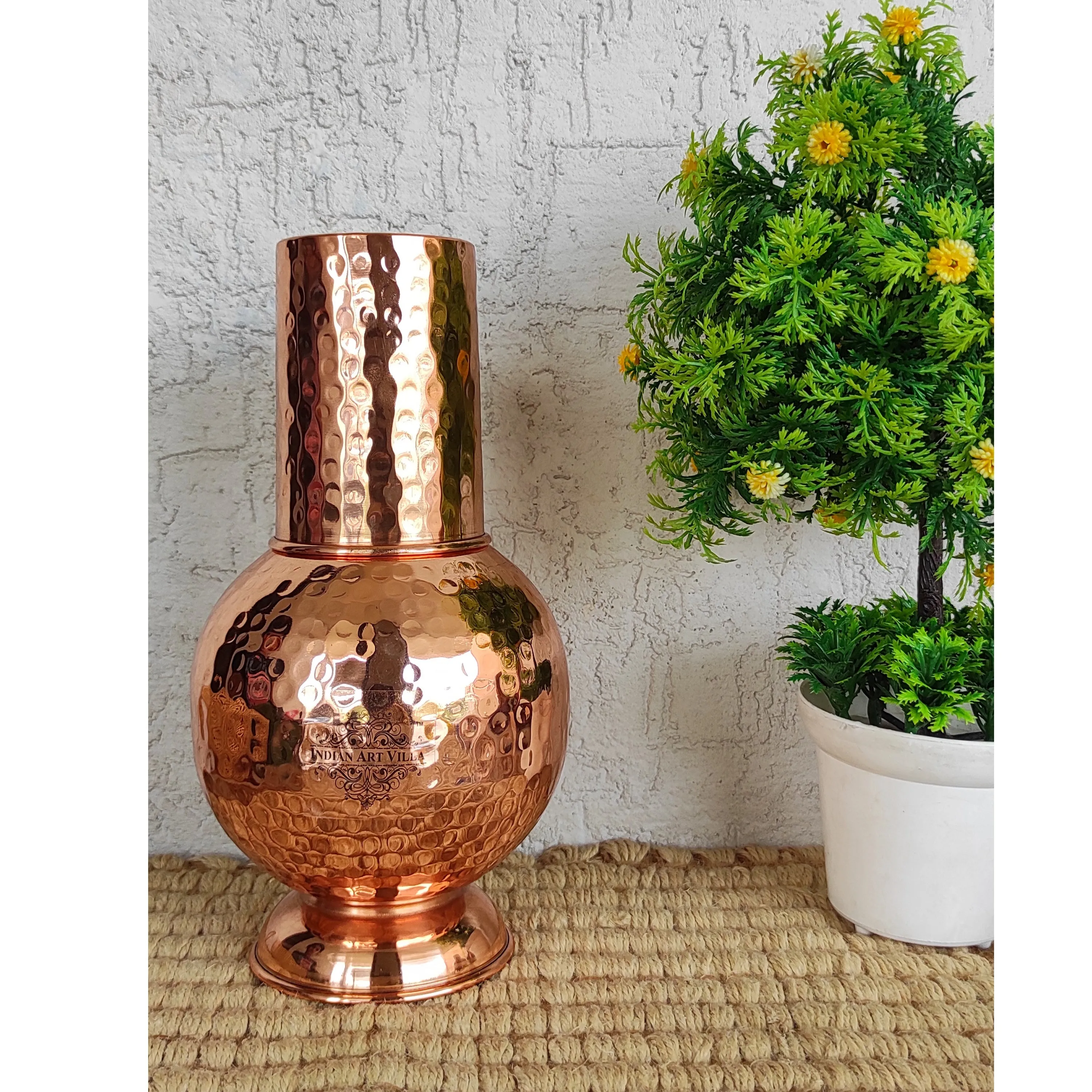 IndianArtVilla Pure Copper Surai Design Bedroom water Bottle With Inbuilt Glass, Drinkware