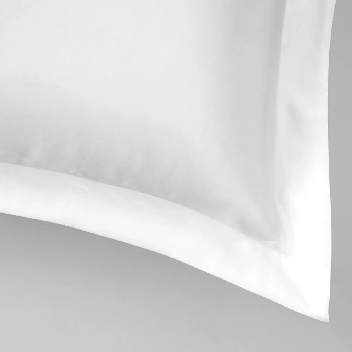 Lanham SNOW TAILORED Silk Pillowcase by Sheridan