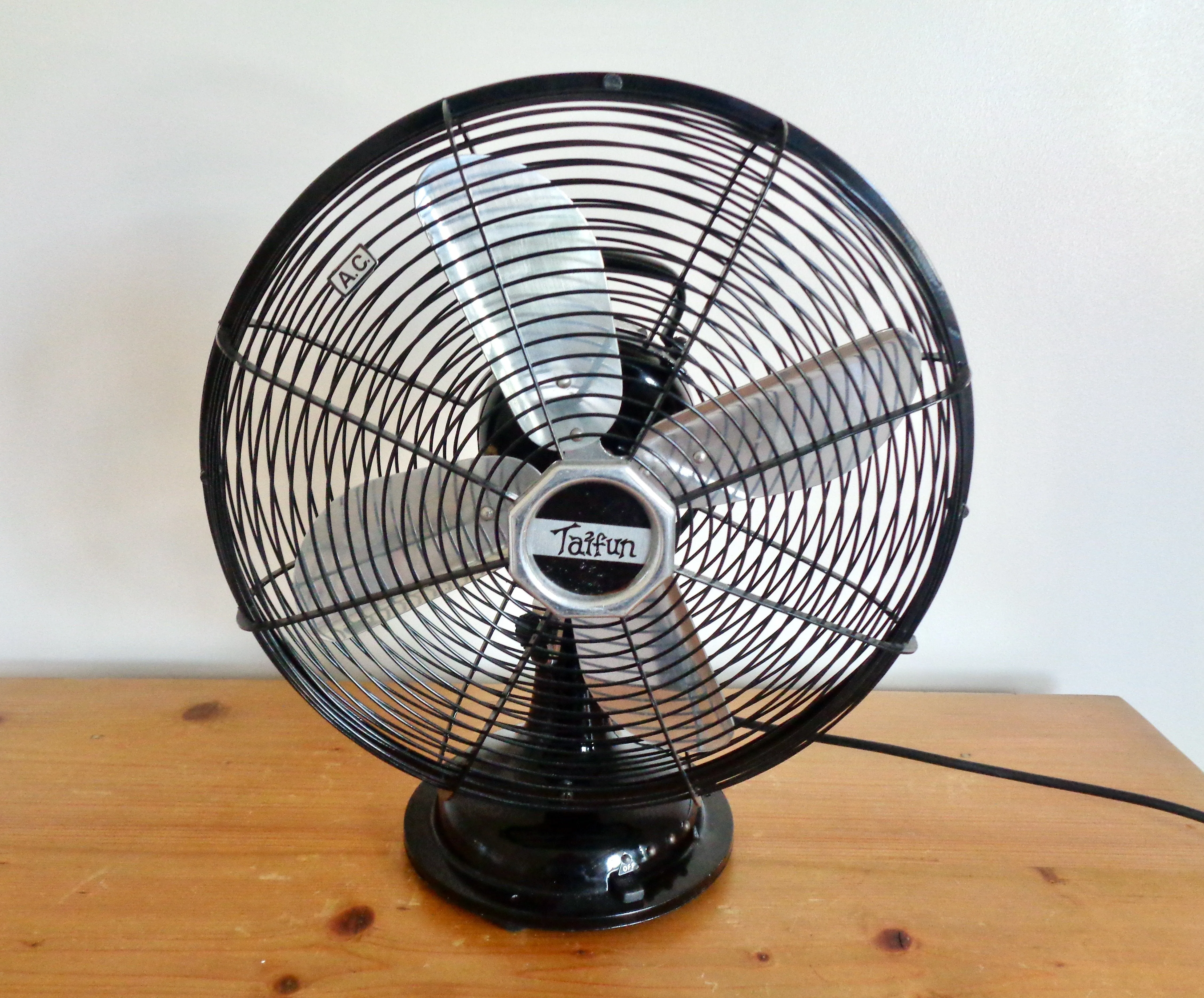 Retro 12 inch Ikea Taifun Desk Fan With Chrome Blades And Black Metal Body