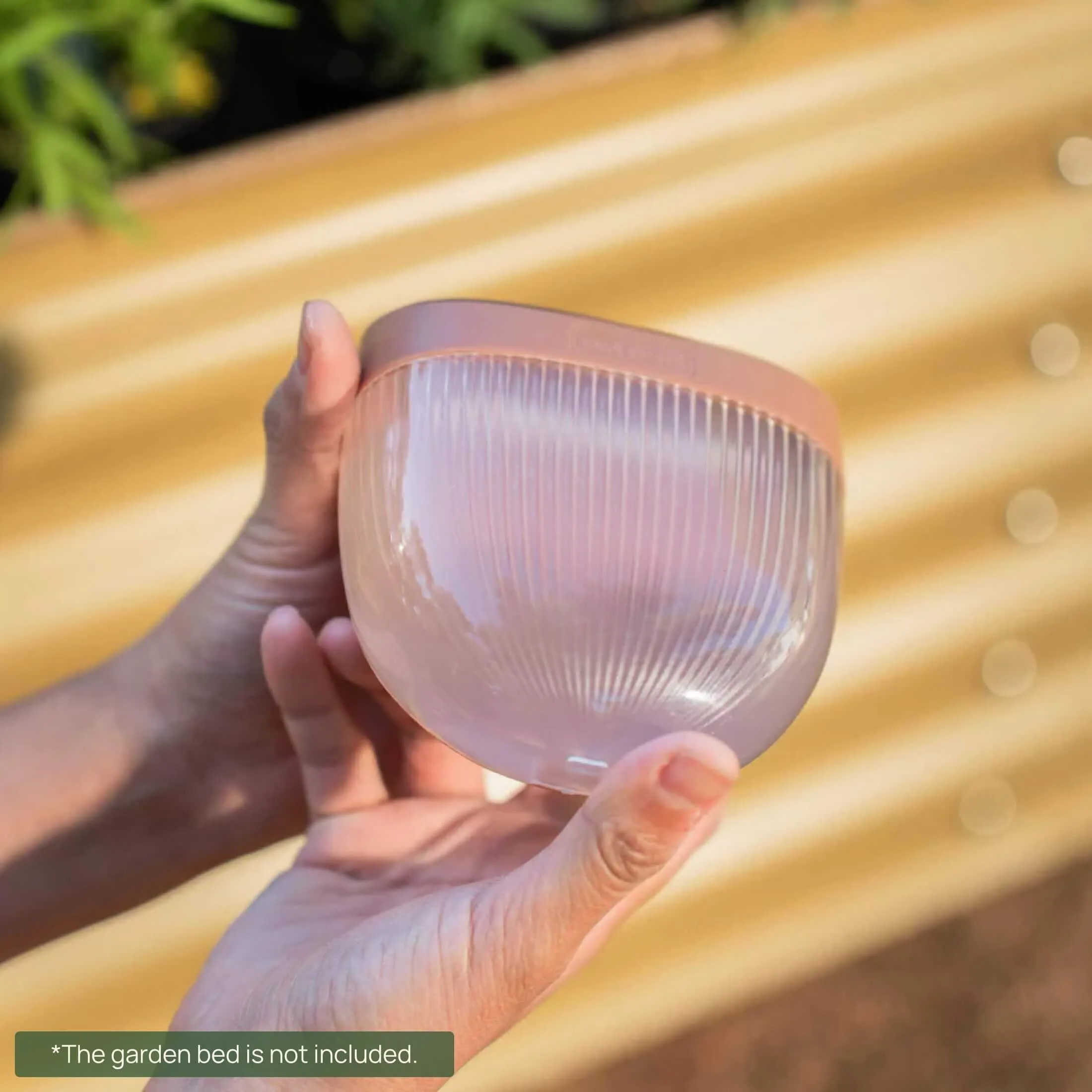 Rippled Solar Garden Light